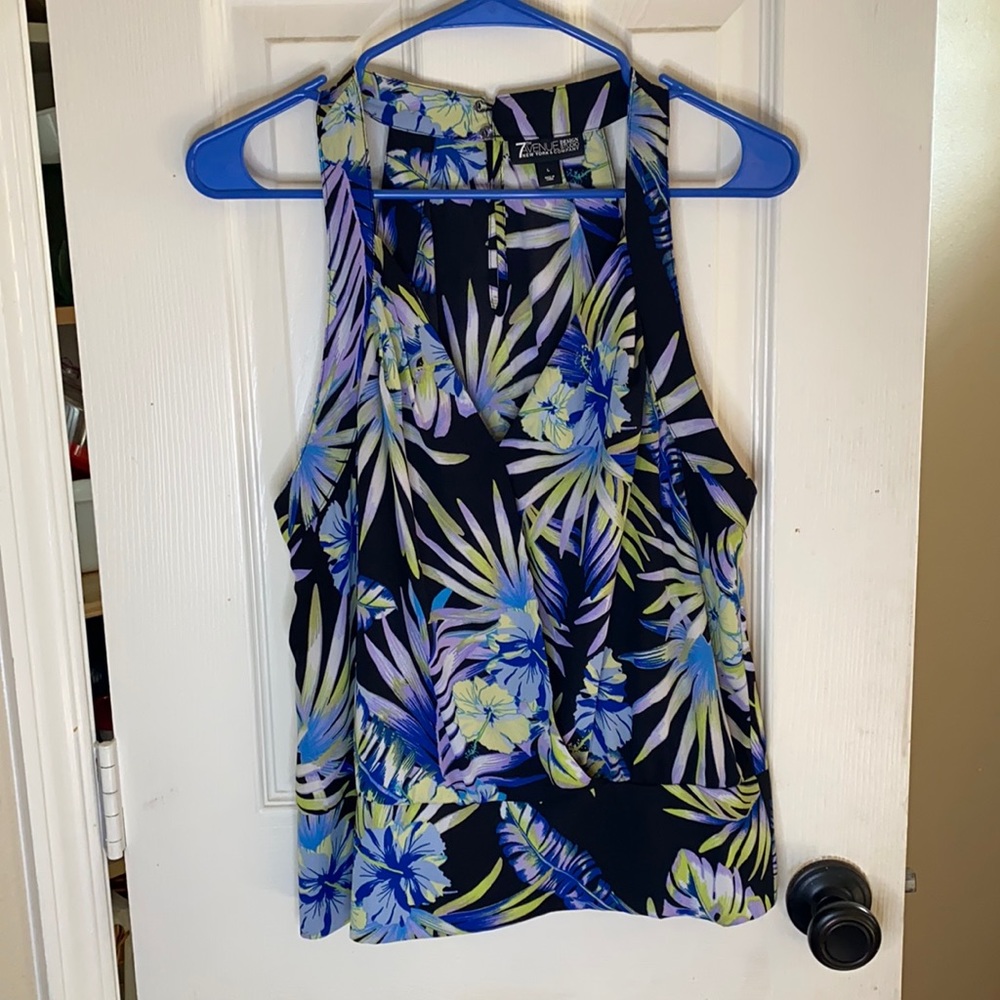 💞 5 for $10💞 7th Avenue Black Palm Print Tank